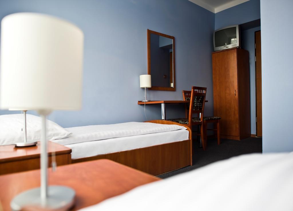 Hotel Korona Łuków Rum bild